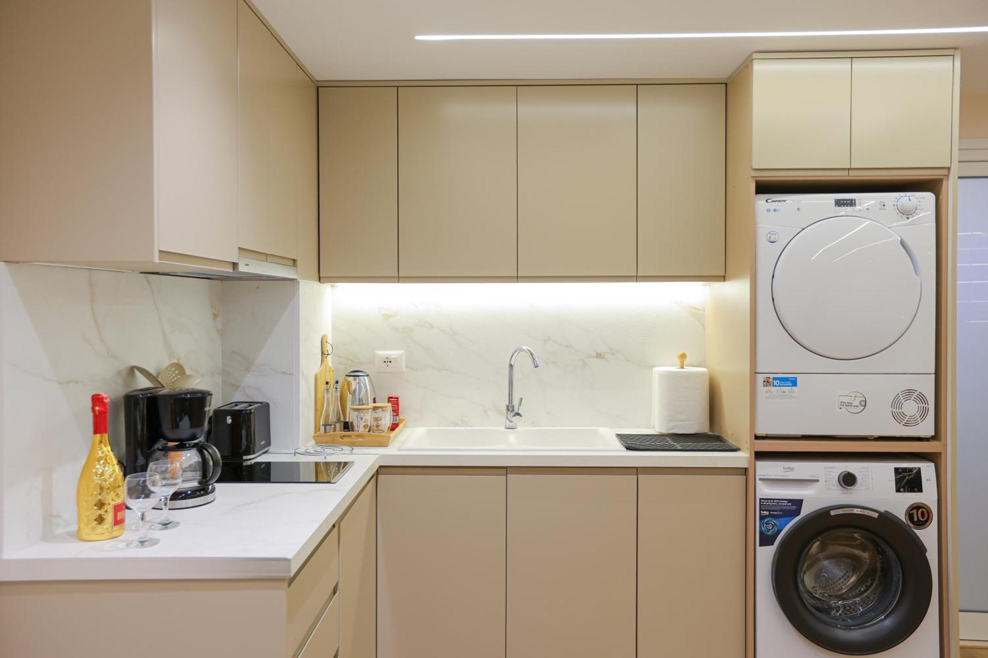 Arial Lofts Hotell Vlorë Exteriör bild