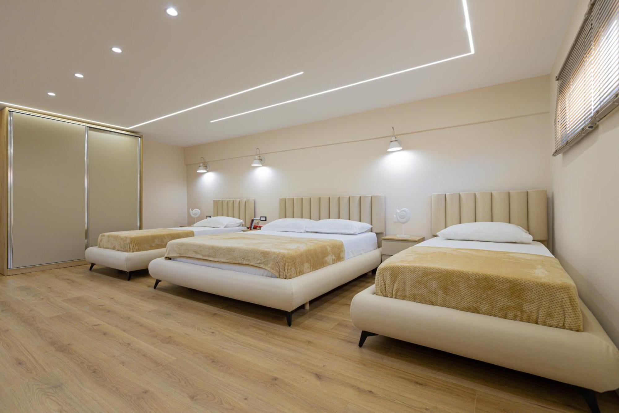 Arial Lofts Hotell Vlorë Exteriör bild